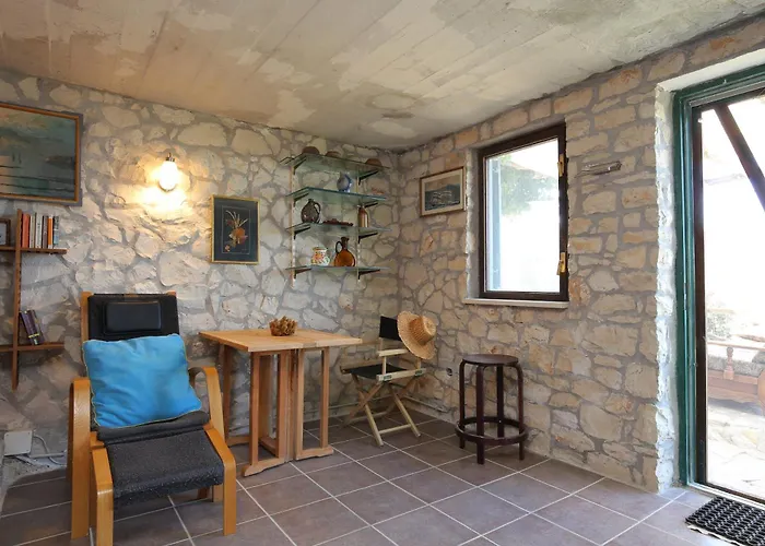Σπίτι διακοπών Secluded Family Friendly House Skrip, Brac - 18944 *