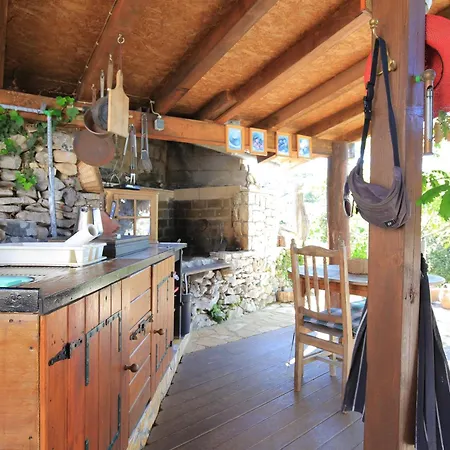 Semesterbostad Secluded Family Friendly House Skrip, Brac - 18944 Postira